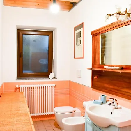 Holiday home Roerooms Vezza d'Alba