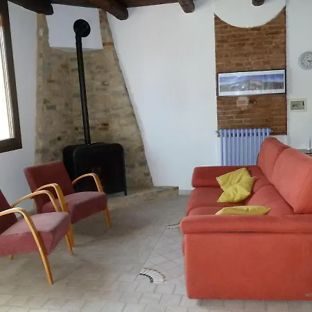 Roerooms Holiday home Vezza d'Alba